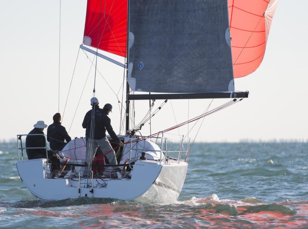 Çeşme Yat Kiralama Fiyatları 2025 – Bütçenize Uygun Tatil Seçenekleri