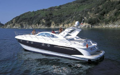 Lares 3 – FAIRLINE - UK